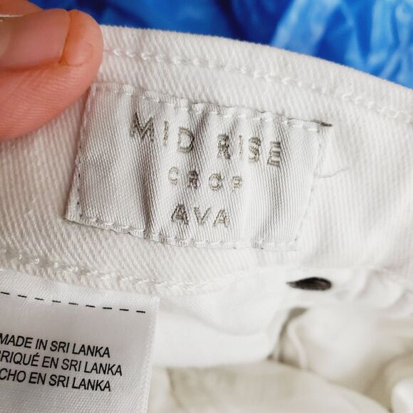 Lucky Brand Mid Rise Crop Ava Jeans Size 2/26 - Picture 9 of 11